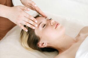 نصائح قبل وبعد الجلسة – إرشادات للتحضير لجلسة التدليك والعناية بعد الجلسة